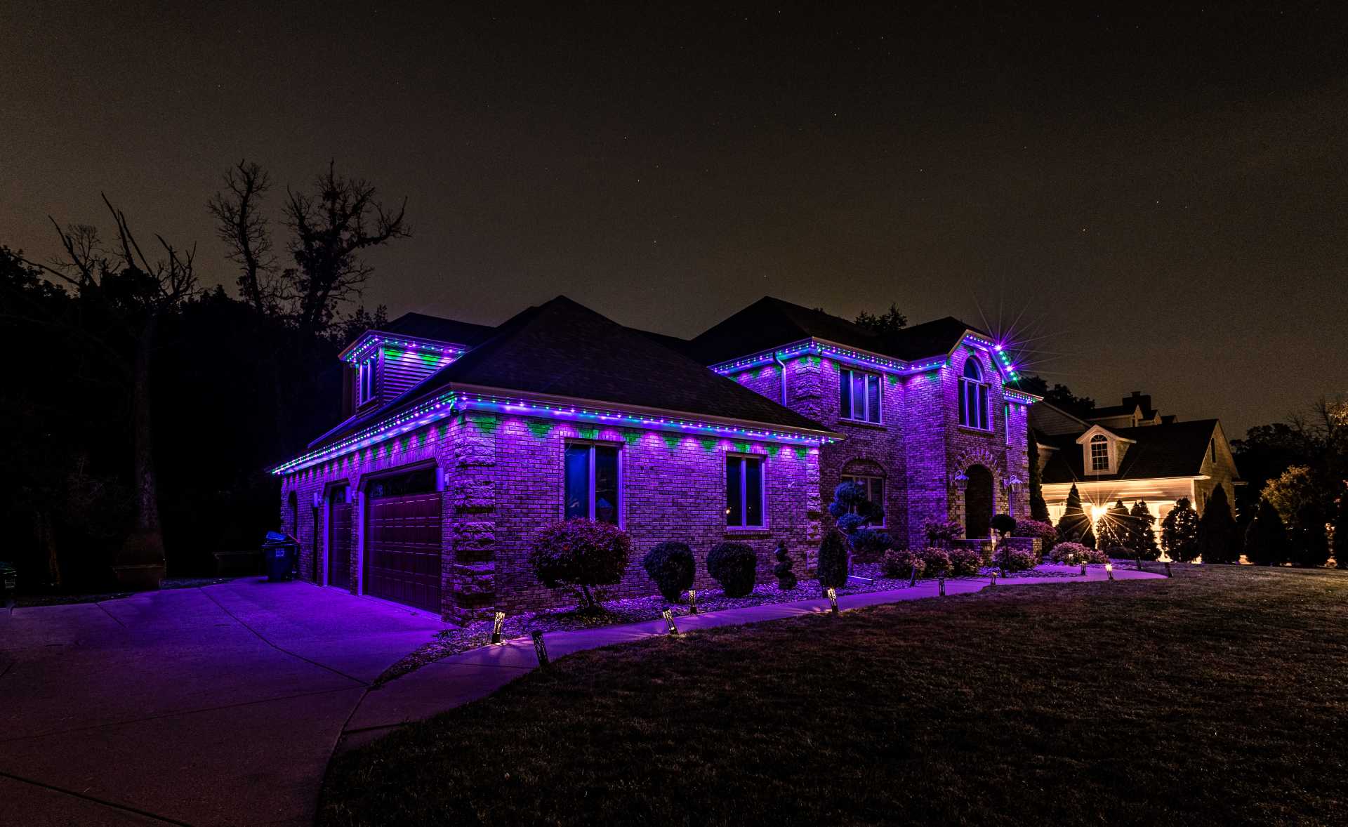 Permanent holiday lighting on a Lake Oconee home